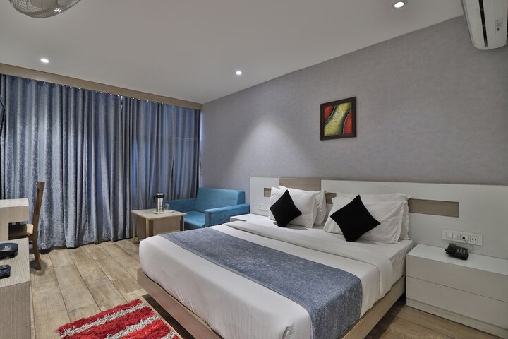 Room 16 of 56