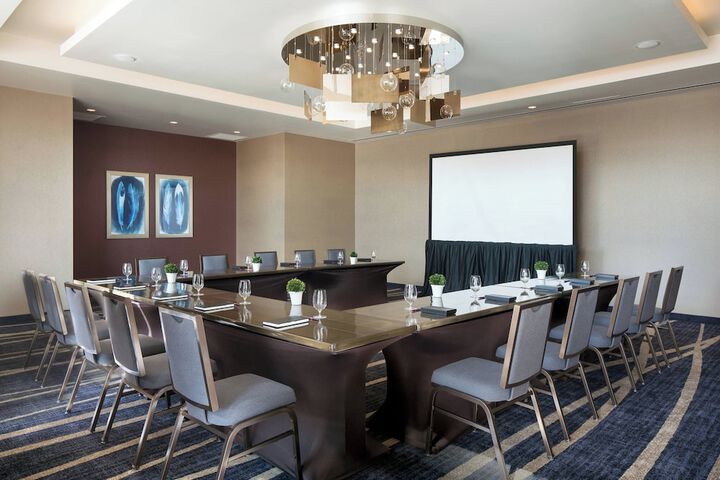 Meeting facility