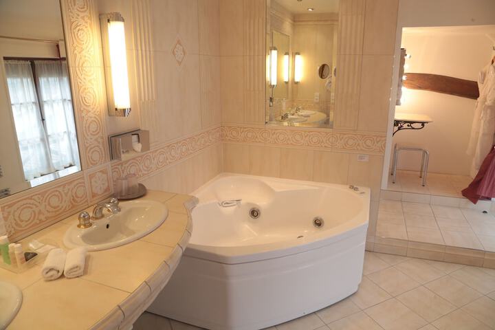 Bath Amenities