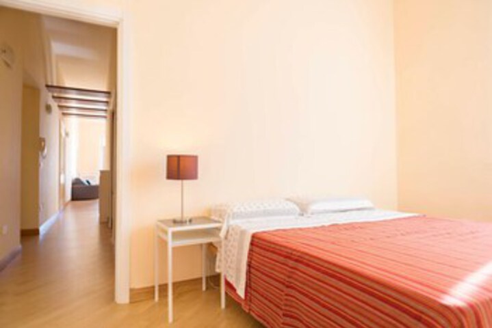 Room 21 of 24