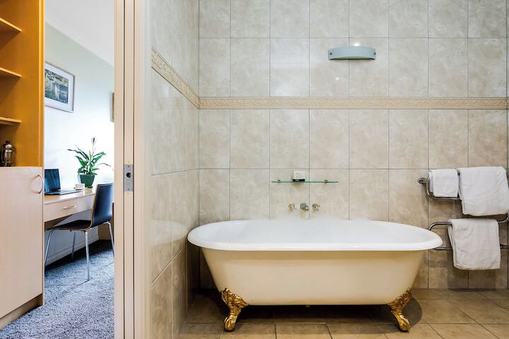 Clean Restrooms