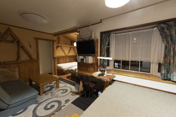 Room 29 of 258