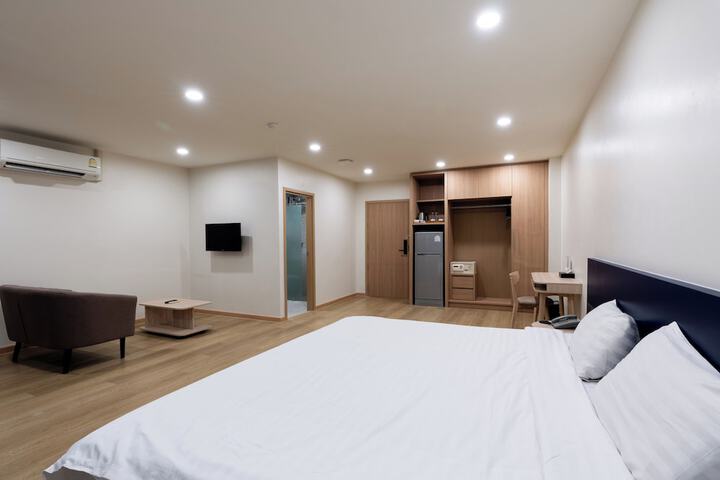 Room 40 of 64