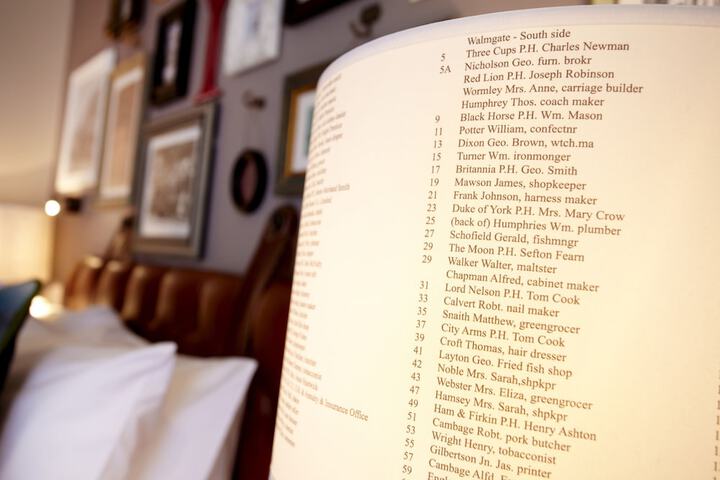 Room 4 of 94