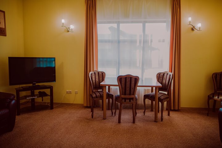 Room 29 of 90