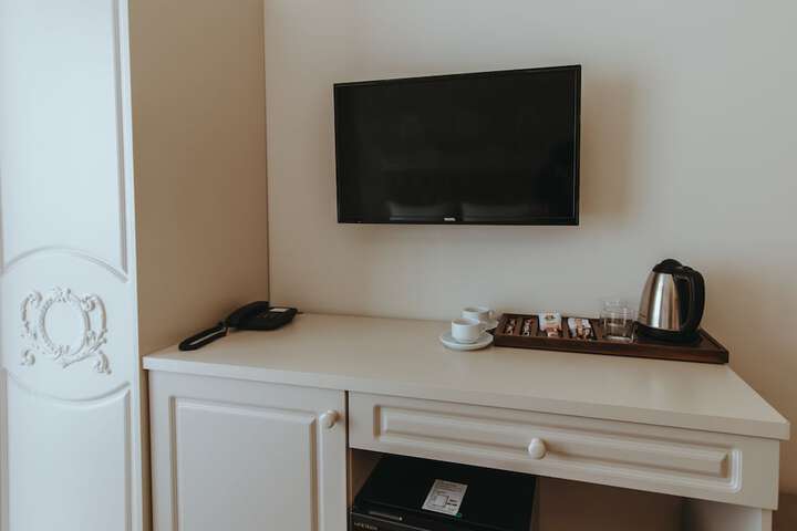 Breakfast/Coffee Service 13 of 22