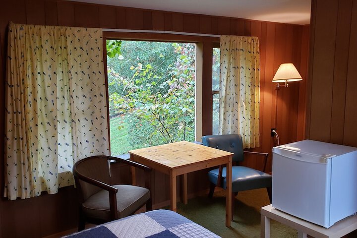 Room 109 of 215
