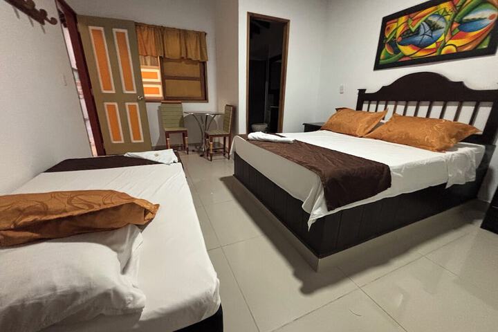 Room 21 of 78