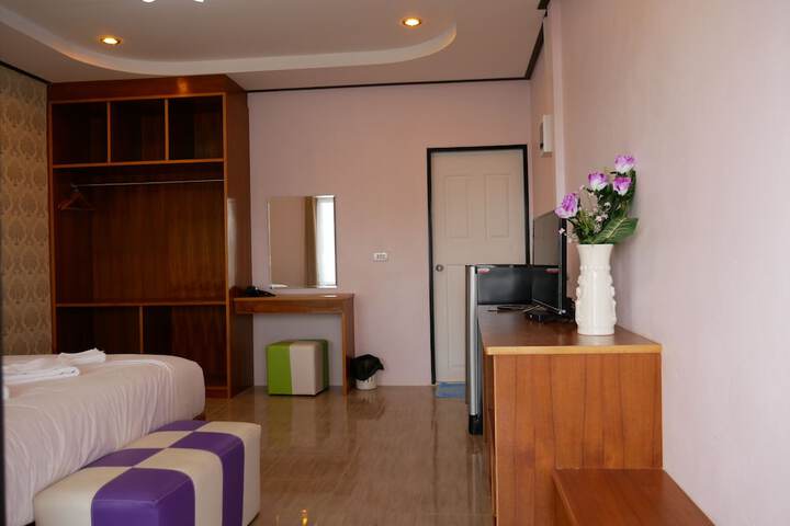 Room 14 of 29