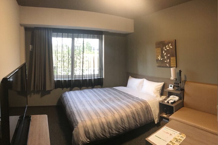 Room 7 of 29