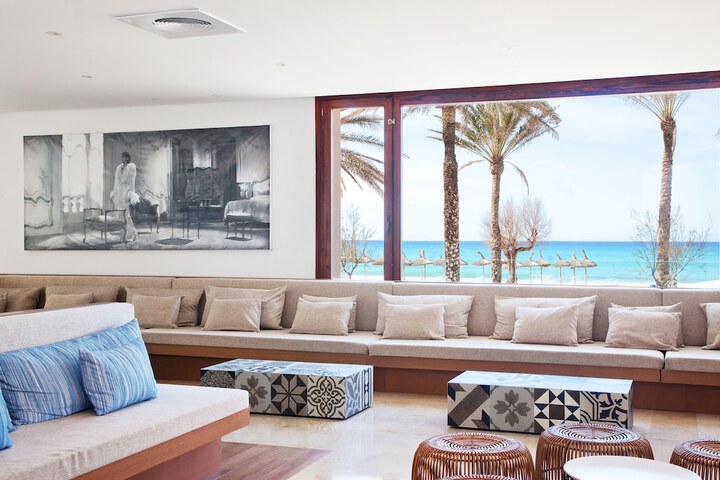 Lobby Photos