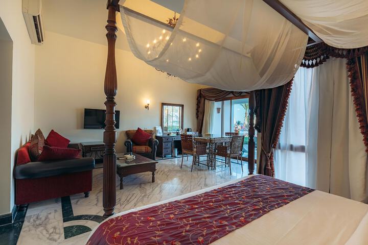 Room 10 of 85