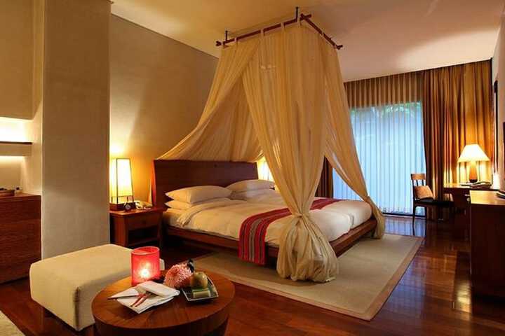 Room 4 of 67
