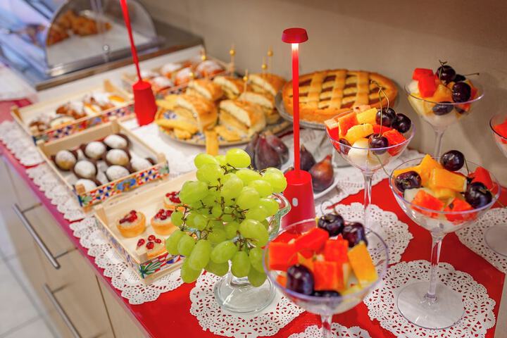 Dining Photos