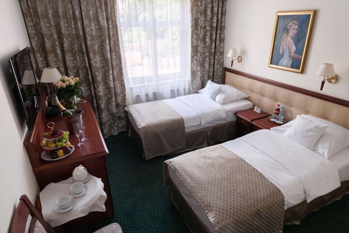 Room 15 of 86