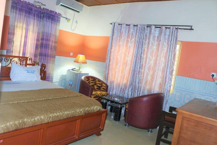Room 2 of 15
