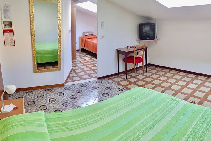 Room 22 of 55