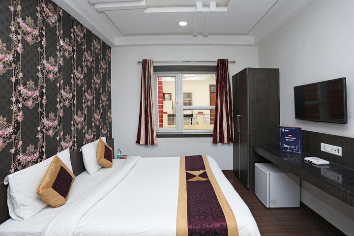 Room 15 of 54
