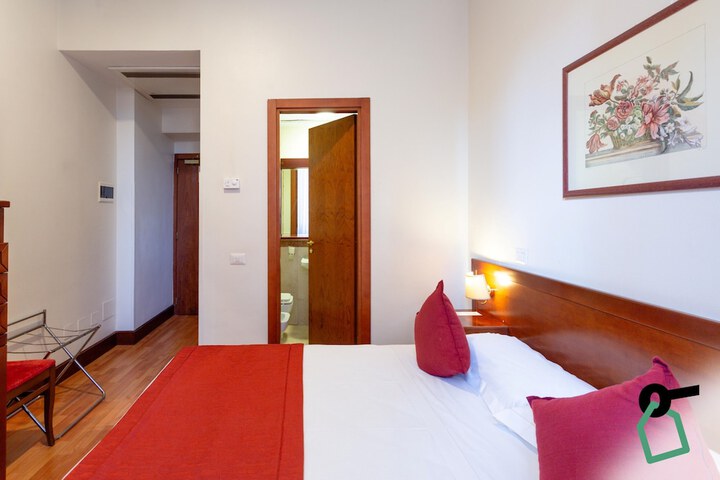 Room 14 of 26