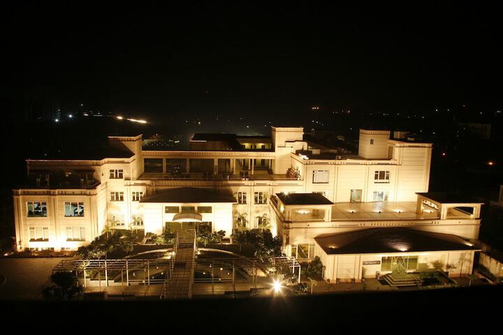 Hotel 43 of 45