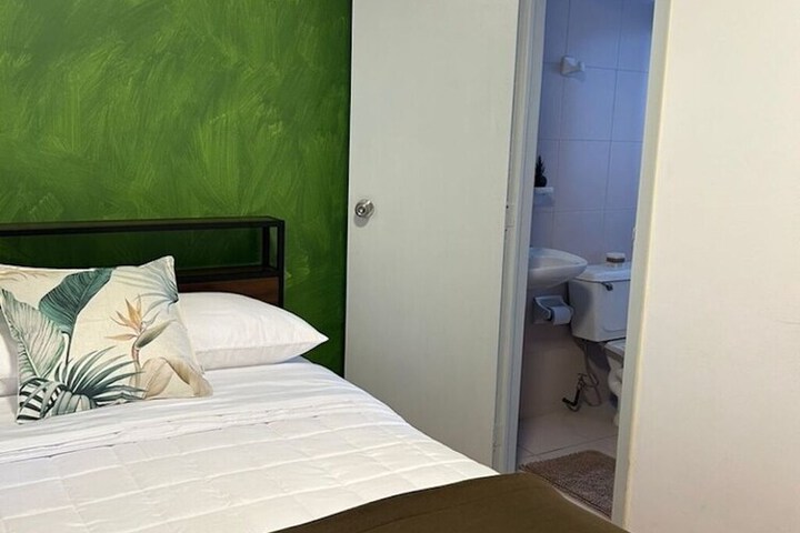 Room 10 of 46