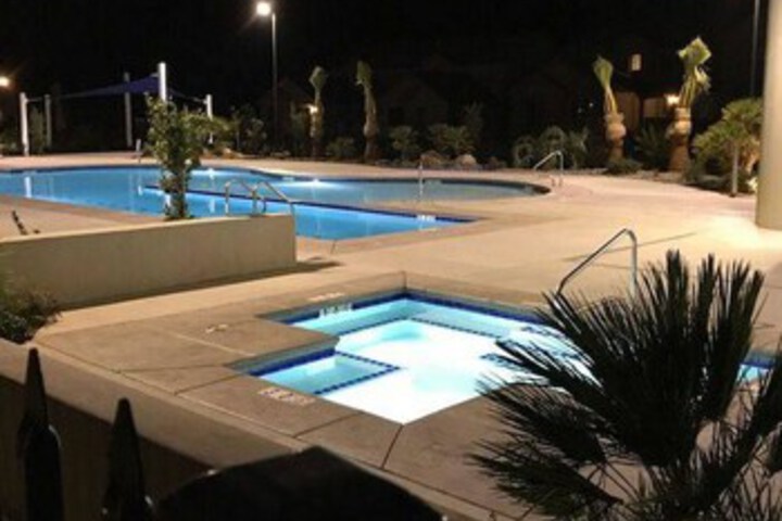 Pool 22 of 39