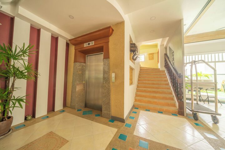 Hotel Interior 8 of 120