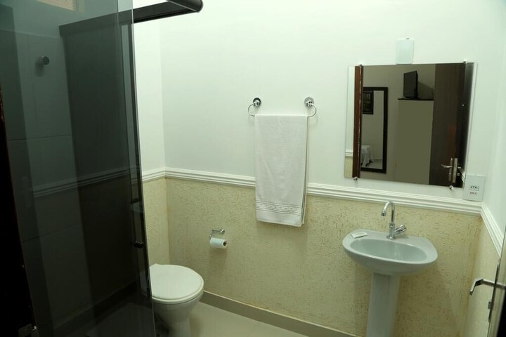 Room 19 of 35