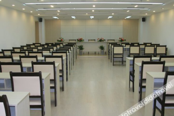 Yindu Business Hotel