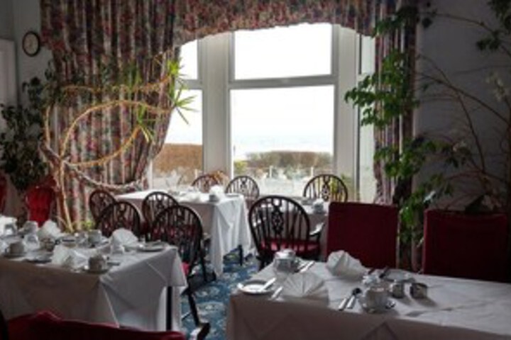 Dining 3 of 24