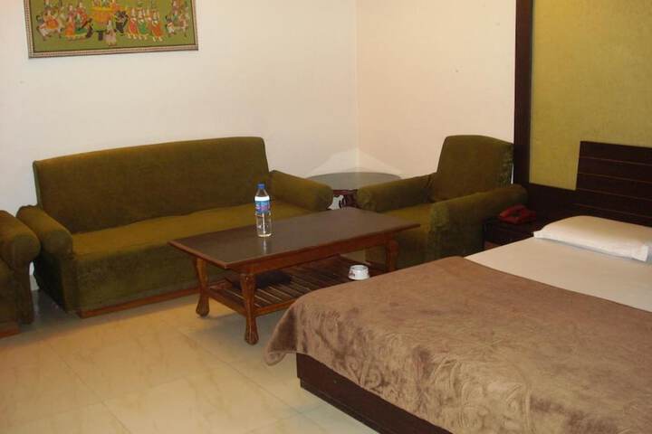 Room 13 of 57