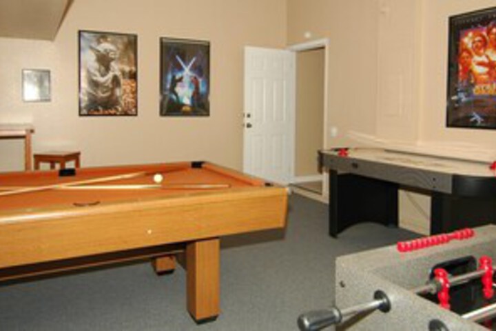 Room 27 of 36