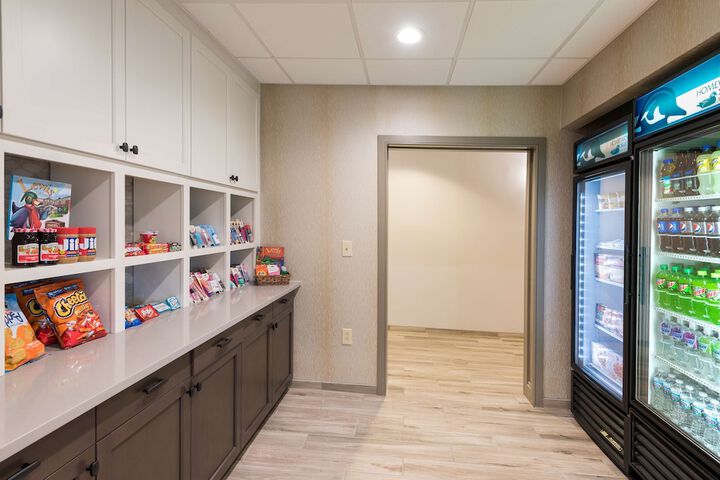 Snack bar