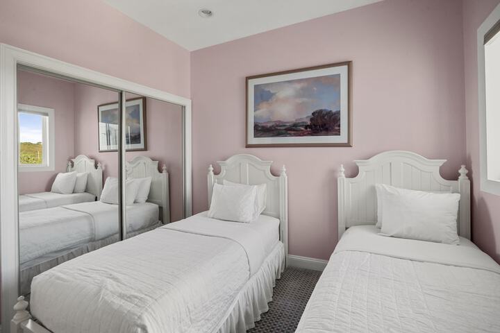 Room 56 of 219