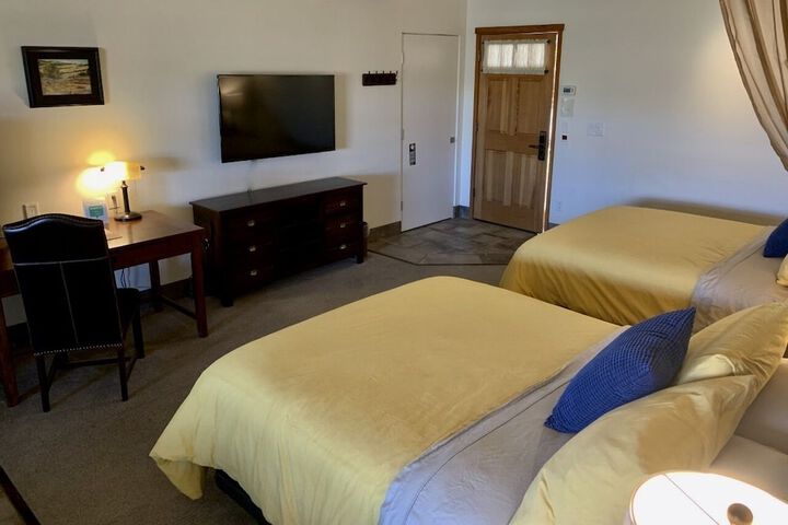 Room 3 of 41