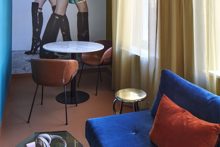 Room 23 of 51