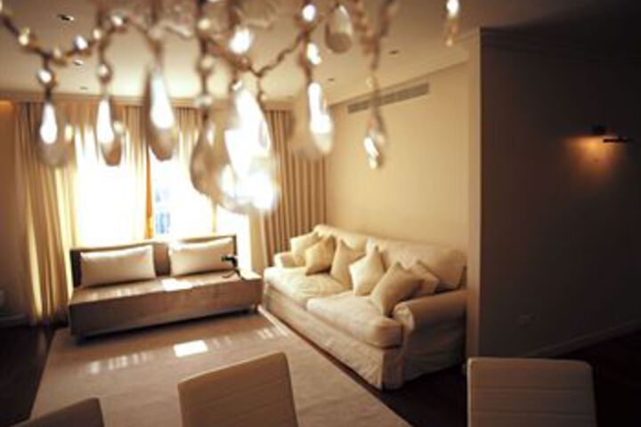 Room 62 of 87