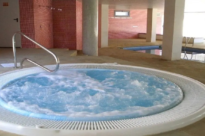Pool 6 of 11