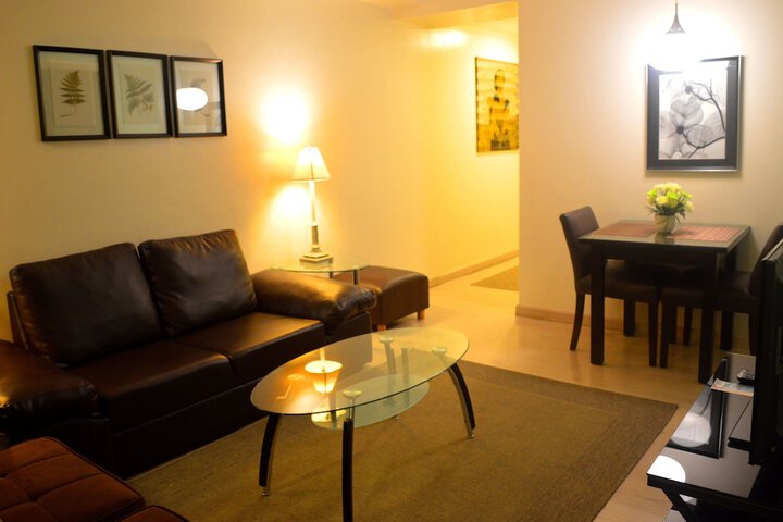 Room 27 of 65