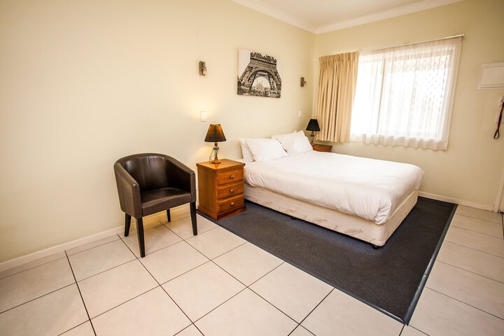 Room 6 of 62
