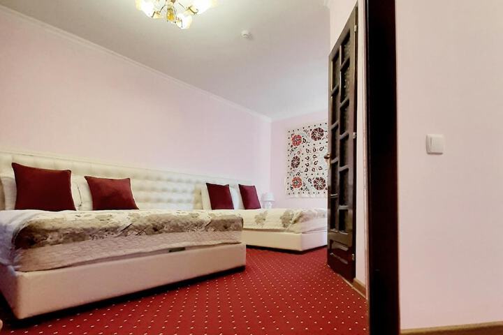 Room 7 of 47