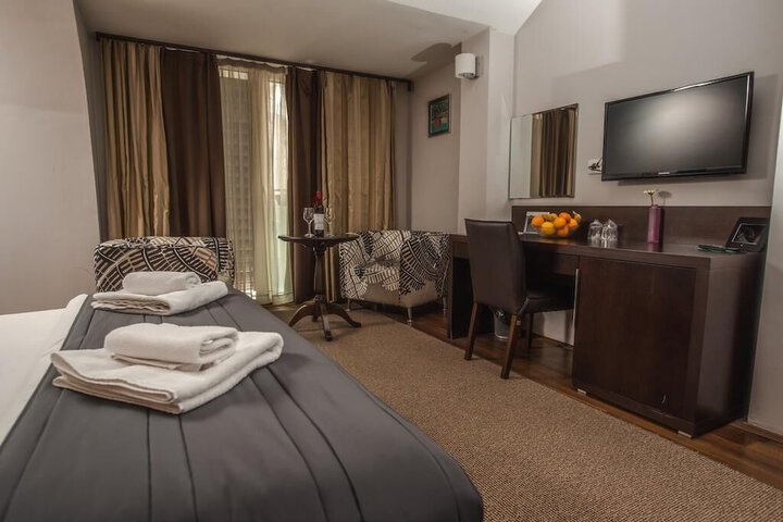 Room 7 of 21