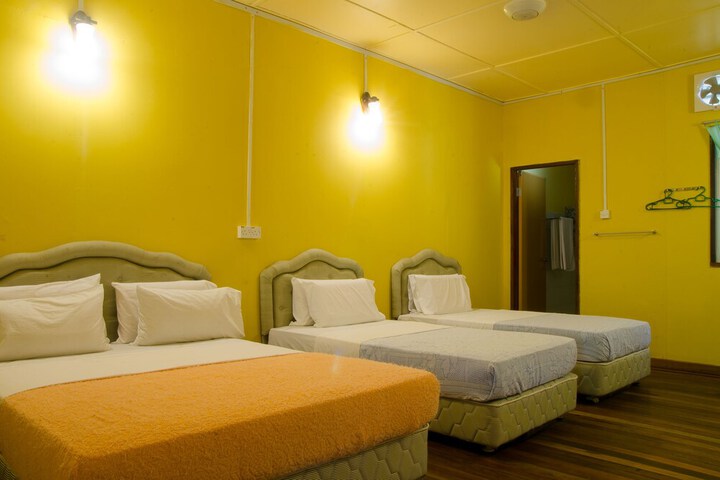 Room 7 of 47