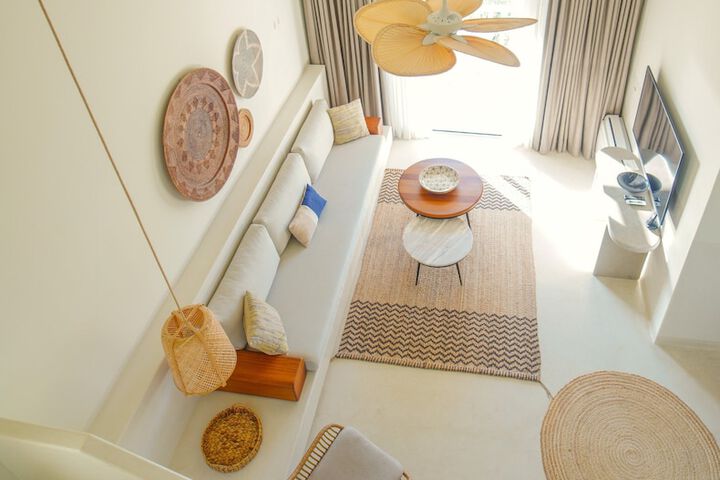 Room 13 of 40