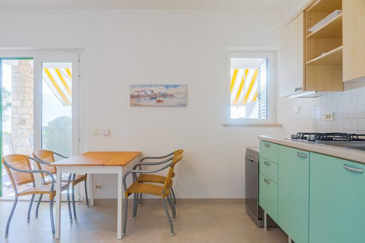 Room 15 of 29