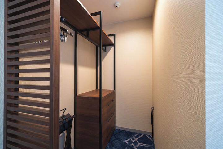 Room 17 of 130