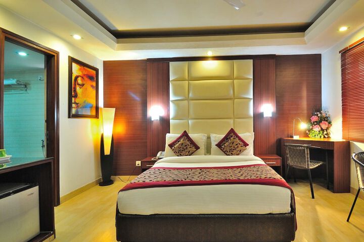 Room 19 of 31
