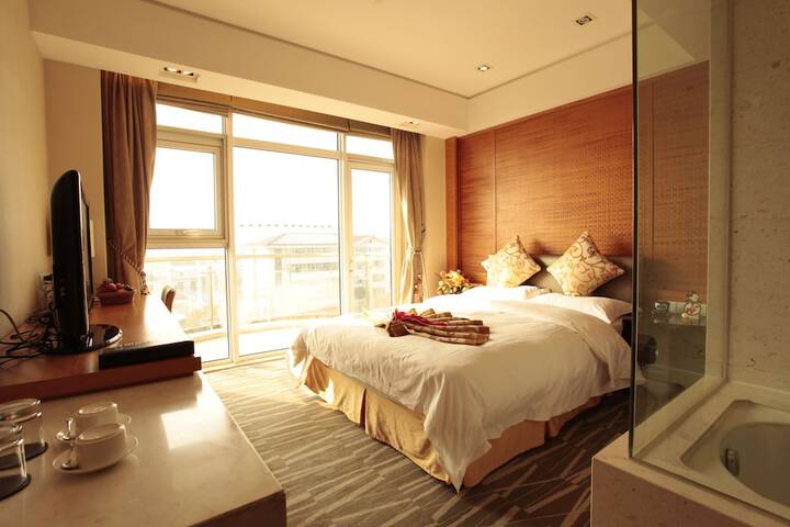Room 17 of 45