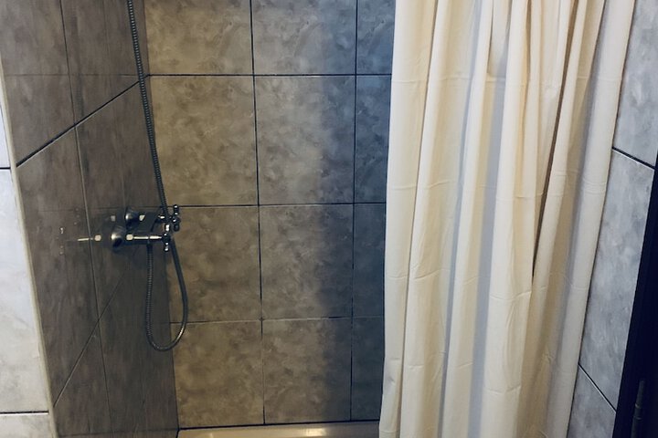 Room 29 of 42