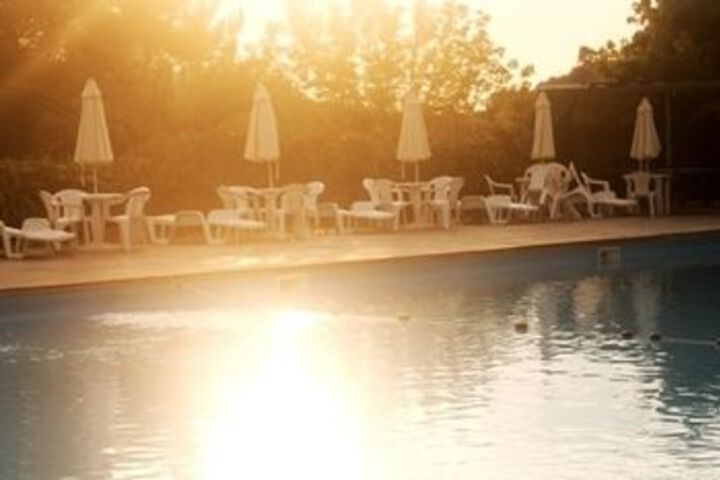 Hotel with Pool